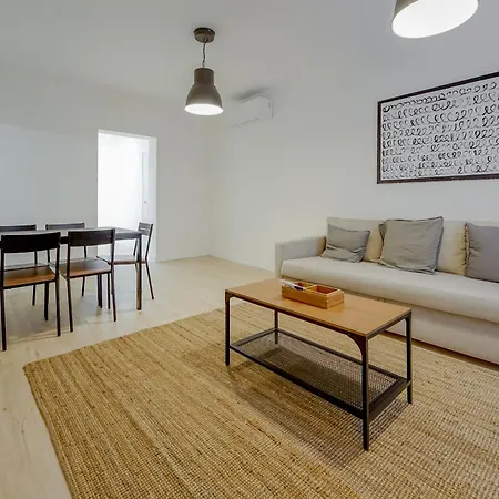 Modern Apt Para 6Pax En La Plaza De Tirso-Centro E1 Madrid Exterior photo